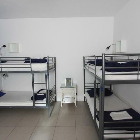 Metropole Budget Hostel St. Julian's Exterior foto